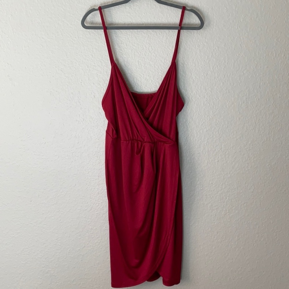 ❤️ NEW Plus Size Faux Wrap Red Dress . Size 2XL ❤️